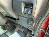 運転席操作部です!わからないスイッチ類や操作部はお気軽にお問い合わせ下さい!