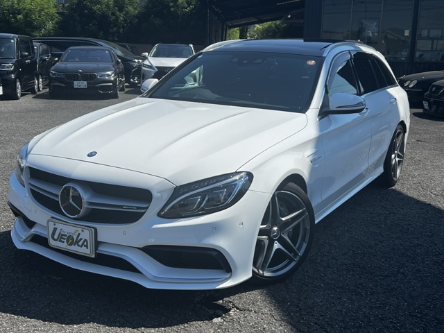 CクラスワゴンAMG C63