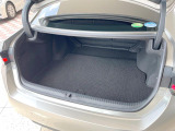 普段のお買い物や通勤、送迎等に十分な荷室スペースを確保しております。