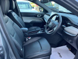 ご来店予約頂けますとご覧になりたいお車を倉庫内等へ移動させております。天候等に関係なくお車をゆっくりご覧いただけます。是非、お気軽にお問い合わせください。