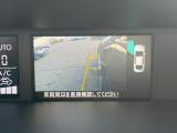 【サイドカメラ】停車・駐車時に死角になりがちな運転席から見えづらい部分の障害物を確認できます!雨天時や夜間などは特に活躍してくれるアイテムです。