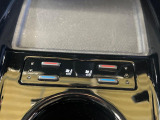 【シートベンチレーション】夏場は涼しい風でお尻や背中の熱やムレを防ぎ、冬はエアコンよりも早く温まってポカポカに!季節を問わず快適に過ごせます。