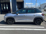 年間200台以上の中古車販売実績が御座います 安心してお乗り頂けるようきちんと整備、点検しご納車致します