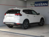 人気のSUV!エクストレイル20Xi(4WD)入庫!本土仕入れの1台です。【北谷店展示】