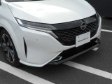 LEDヘッドライトです。夜道でも明るいですよ。