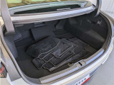 トランクルームもしっかりとしたスペースが御座いますよ! 意外と奥行きが深くかなりの量のお荷物を積み込むことが出来ます!