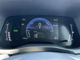 【スピードメーター】メーターがシンプルで見やすく運転しやすいですね。