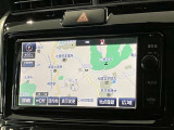 純正ナビを装備。タッチパネル式で使いやすく、お出かけもラクラクです。