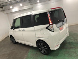 当店ではご購入後のトラブル防止の為、ご来店いただきお車をご確認頂いてからの販売とさせて頂いております。遠方のお客様にはご不便をお掛けいたしますが、どうぞよろしくお願い致します。
