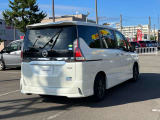 セレナ 2.0 ハイウェイスター Vセレクション 4WD 