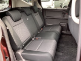 ホンダ車の低床ボディは、チャイルドシートへのお子さまの乗降や荷物の積載もスムーズ。【シートアレンジ】それぞれの場面に合わせた使い方ができます!