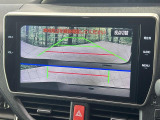 【バックカメラ】駐車時に後方がリアルタイム映像で確認できます。大型商業施設や立体駐車場での駐車時や、夜間のバック時に大活躍!運転スキルに関わらず、今や必須となった装備のひとつです!