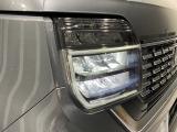 LEDヘッドライトで夜道も安心!