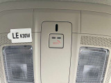 24時間いつでもネットワークにつながる車載通信機「コネクティッドサービス」を標準装備。オペレーターによる緊急時のサポートやスマホアプリによる車両状態確認や一部機能の遠隔操作等を行なうことが可能です。