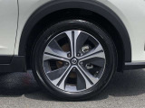 お車でお越しの際は、【東名・厚木IC】【圏央道・厚木南IC】より、R129を平塚方向へまっすぐ3〜4km(約10分程)です。
