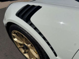 520ps/8250rpm 47.9kgm/6000rpm PCCB(ポルシェ・セラミック・コンポジット・ブレーキ) フロントアクスルリフト リヤアクスルステアリング クラブスポーツパッケージ非装備 カーボンセンターコンソール