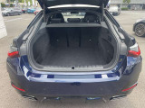 サービスにはドイツ本国と同様に教育と訓練を受け、BMWを知り尽くした「マイスターメカニック」が数多く在籍しております。納車前点検整備で、お客様に安心と安全をお届けいたします。