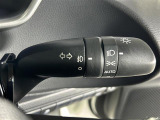 【オートライト(AUTO)】外の明るさをシステムが感知して、自動でヘッドライトが点灯します!ヘッドライトをつけ忘れを防ぐ便利機能です。