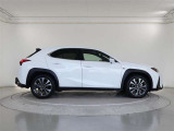 UX 250h Fスポーツ 4WD 