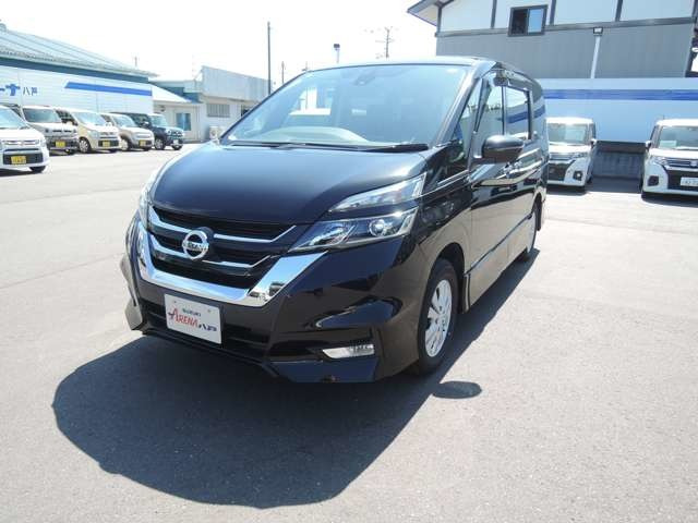 セレナ 2.0 ハイウェイスター VセレクションII 4WD 