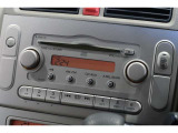 CDチューナーを装備☆お気に入りの音楽をお楽しみいただけます☆各種ナビ取り付けも当店にて対応可能です!是非ご相談くださいませ☆