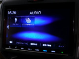 CD、DVD、Bluetooth、AM、FM、AUX、スマートフォン接続ができます。