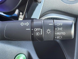 【 オートライト 】オートライトなのでライトの点け忘れを気にすることなく運転が出来ます♪//