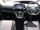 セレナ 2.0 ハイウェイスター Vセレクション 4WD 