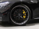 AMGパフォーマンスPKG AMG21インチ鍛造AW装備しております!