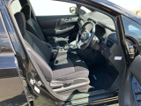 一体感のある運転席周り♪快適なドライブをお楽しみください∩( ´∀`)∩