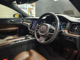 V60クロスカントリー B5 AWD プロ 4WD 4WD 本革シート