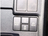 【車屋】として、長く車業界に従事した経験豊富なスタッフが多数在籍しております。