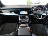 Audi Approved大阪南は正規ディーラーであることはもちろんのこと、保険代理店でもあります。セールススタッフは保険の有資格者ですので保険のご相談もお任せください。