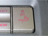 よりスポーティな走りを可能にするTRACKモードを装備しております。