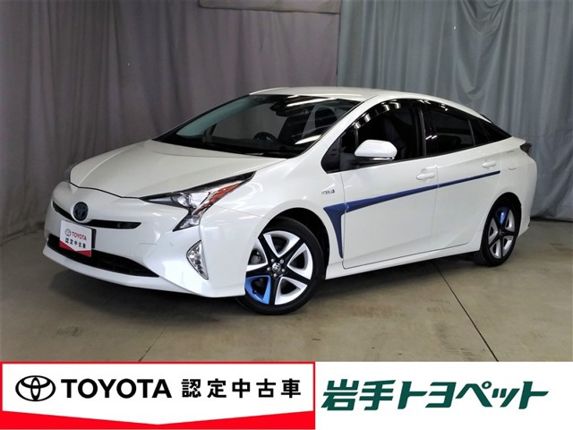 プリウス 1.8 A ツーリングセレクション E-Four 4WD 