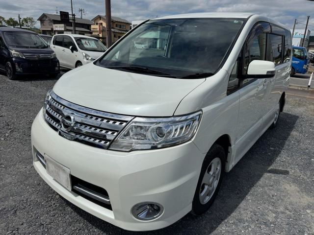 セレナ2.0 ハイウェイスター 4WD