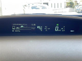 【スピードメーター】メーターがシンプルで見やすく運転しやすいですね。