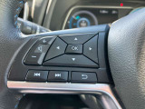 ナビの音量調整やメーターの画面を操作できます!運転中でも楽々操作可能です!