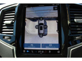 更に360°ビュー表示も可能です 車を上から見下ろしたように車外を確認できるため、一切の死角がない状態で駐車が可能です