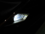 LEDフォグランプです足元を照らすので安心です
