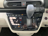 オートエアコン付きです。ご自宅のエアコンと同じ感覚で御使いいただけます♪