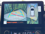 【パノラミックビューモニター】専用のカメラにより、上から見下ろしたような視点で360度クルマの周囲を確認することができます☆死角部分も確認しやすく、狭い場所での切り返しや駐車もスムーズに行えます。