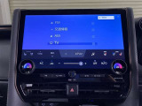 FM,AM、フルセグテレビ、メディアプレイヤーの接続などが楽しめます。