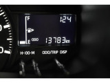 走行距離:13,783km(撮影時) ご来店時や納車時には展示の移動や整備などで、若干 距離が進んでいる場合がございます。
