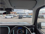 ドライバー目線です!運転席に座るとこんな感じです☆