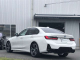 BMW Premium Selection保証では、ご購入後2年間に渡り走行距離無制限で、エンジン・ブレーキ・ミッション等のメイン部分に関しまして、万が一修理・整備が必要になりました際に部品・工賃無料にて対応いたします。