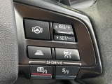 【全車速追従機能付クルーズコントロール】高速道路での長距離走行が楽に!!自動で速度を保つクルーズコントロールが、衝突軽減システムと連携し、前方の車両を感知して車間を保つように速度調節してくれます!!
