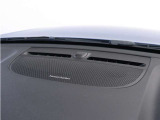 【harman/kardon】世界のオーディオファン垂涎のプレミアムサウンドシステムを搭載。原音に近い音場空間を忠実に再現。乗る人すべてに最良の音響体験を提供します。