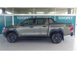 ハイラックス 2.4 Z レボ ロッコ エディション ディーゼル 4WD 