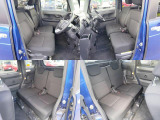 乗車定員4名!シート色「黒」